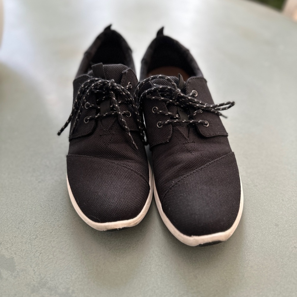 Black TOMS Sneakers
